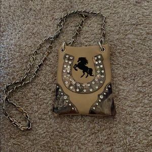 I’m selling a brown purse